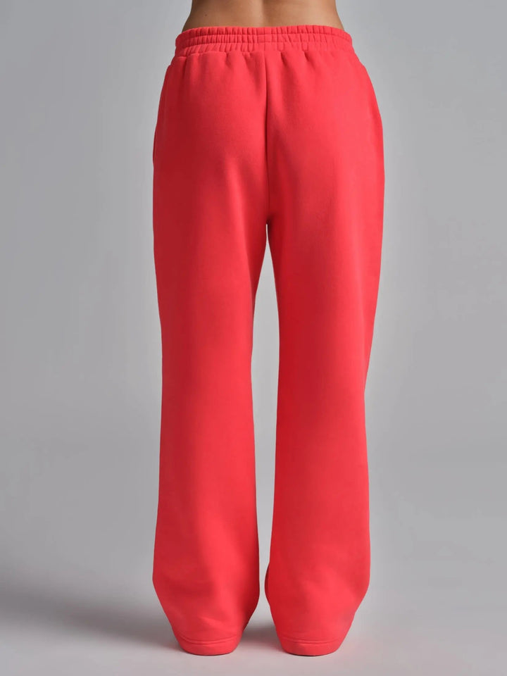 Signature Straight Leg Sweatpants