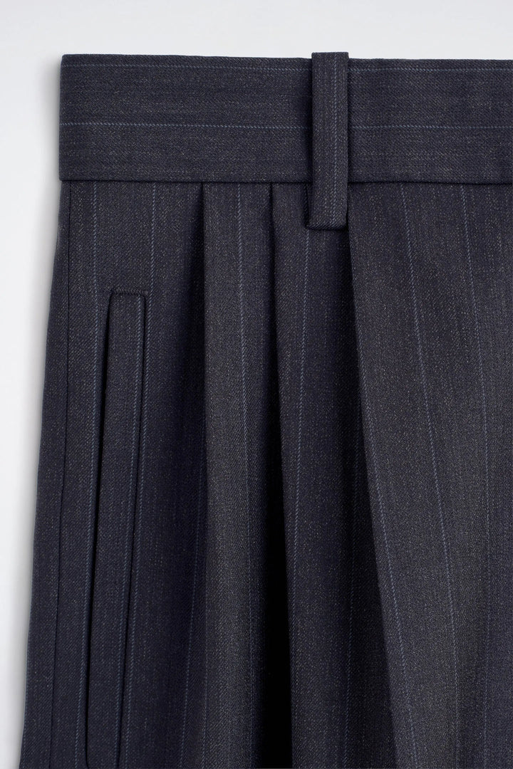 PLEATED RELAXED-FIT WIDE-LEG TROUSERS