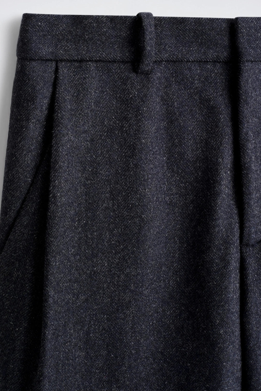 WOOL RELAXED-FIT TAPERED TROUSERS