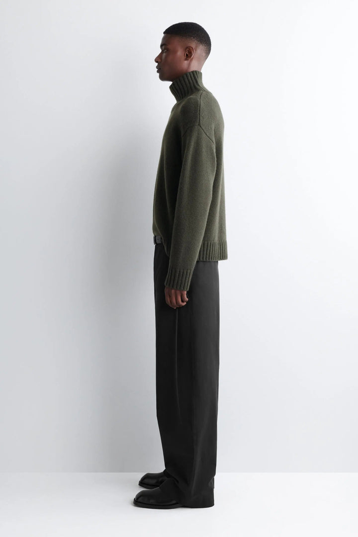PLEATED COTTON RELAXED-FIT WIDE-LEG TROUSERS