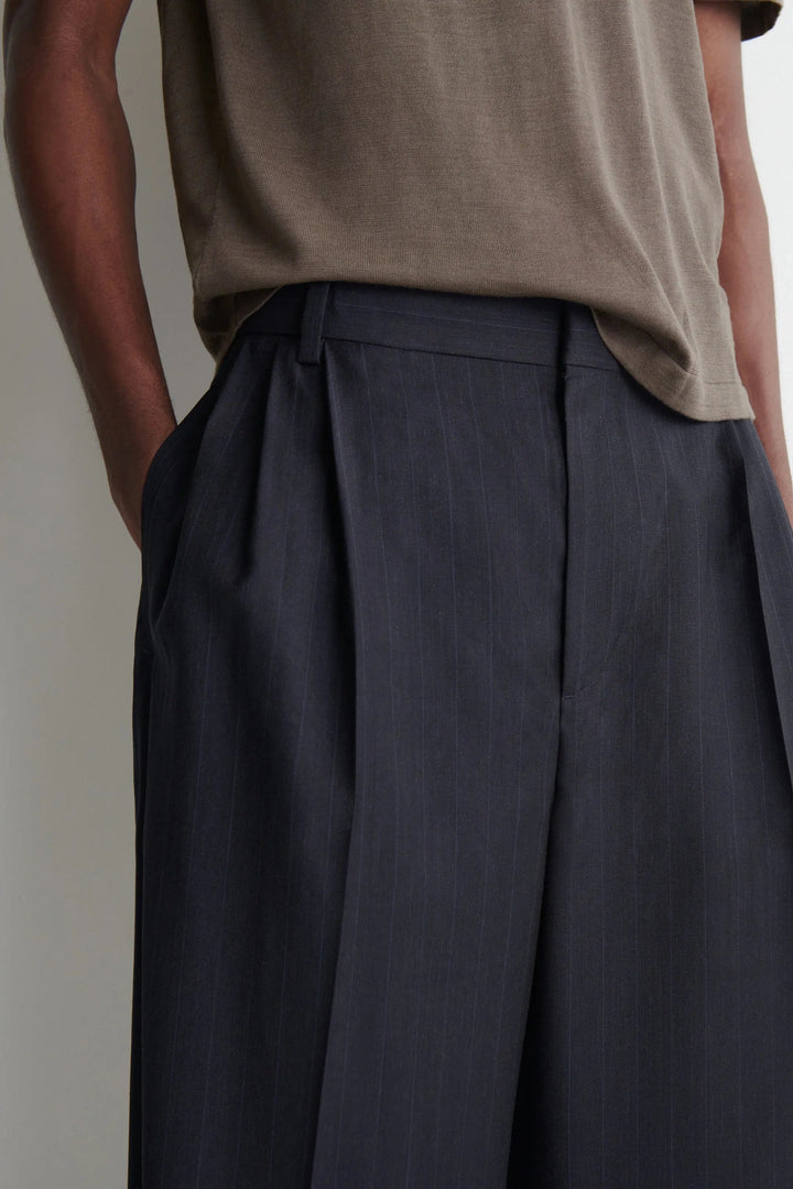 PLEATED RELAXED-FIT WIDE-LEG TROUSERS