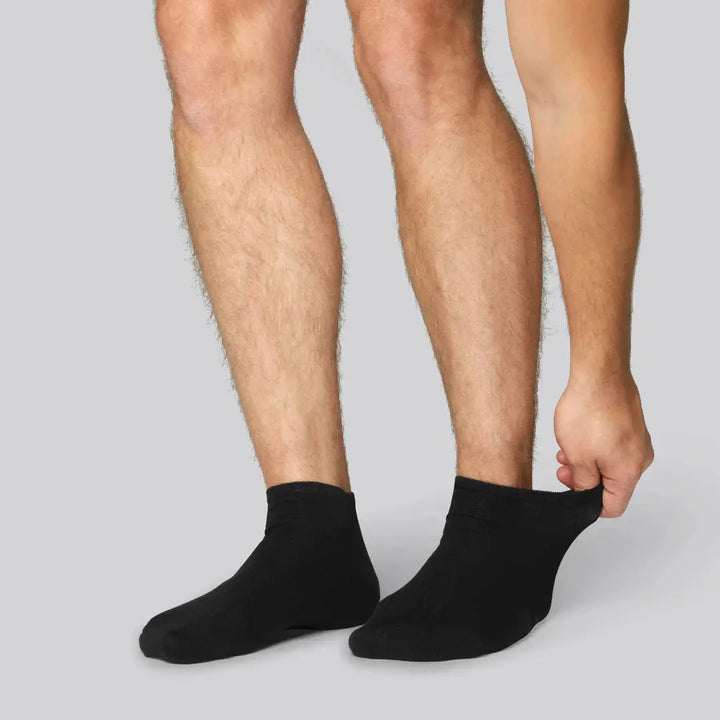 25-Pack Black Ankle Socks (One Size)