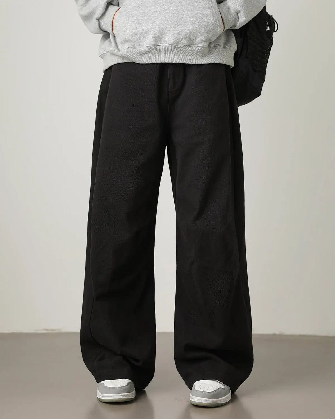 WOOL BLEND RELAXED-FIT WIDE-LEG TROUSERS
