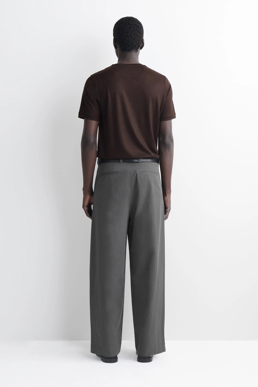 PLEATED COTTON RELAXED-FIT WIDE-LEG TROUSERS