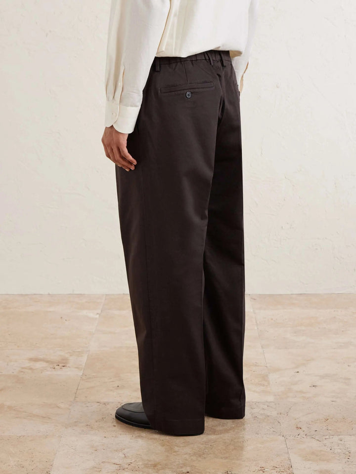 Wide-Leg Pleated Trousers