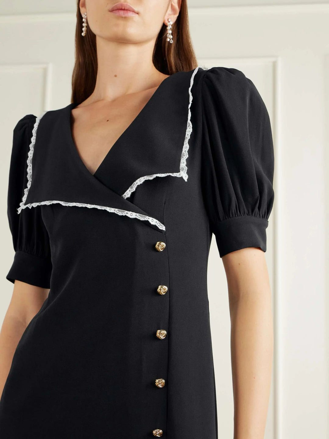 Lace-trimmed midi dress