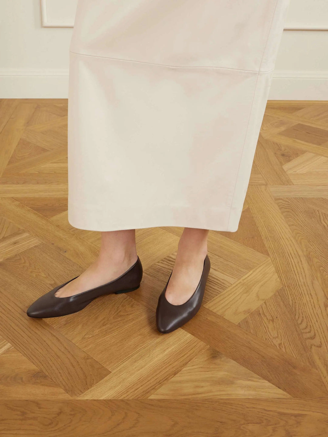 Leather ballet flats brown