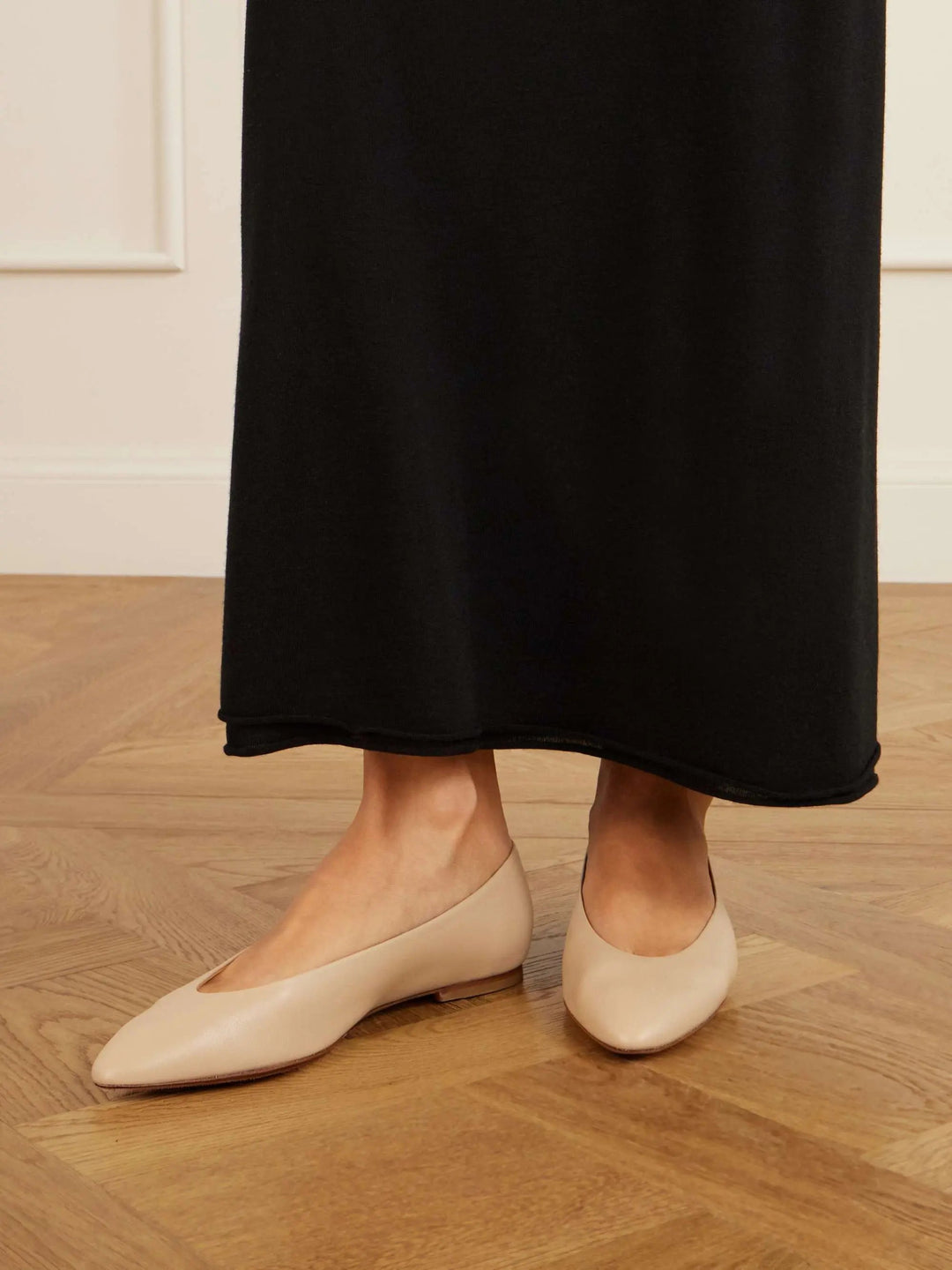 Leather ballet flats neutral